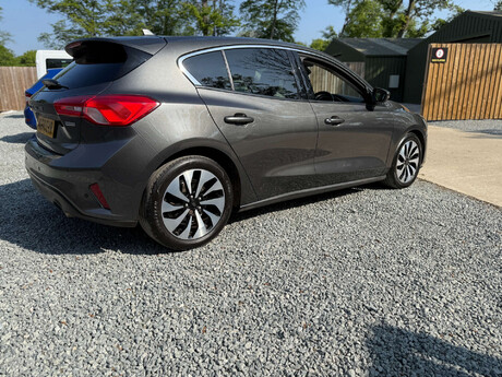 Ford Focus 1.5 Focus Zetec TDCI 5dr 30
