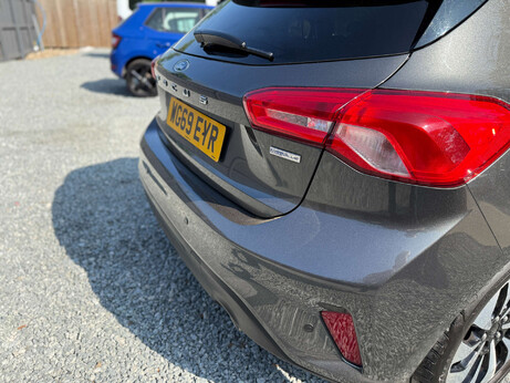 Ford Focus 1.5 Focus Zetec TDCI 5dr 33