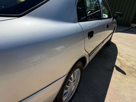 Mitsubishi Carisma 1.6 Carisma Mirage Auto 5dr 28