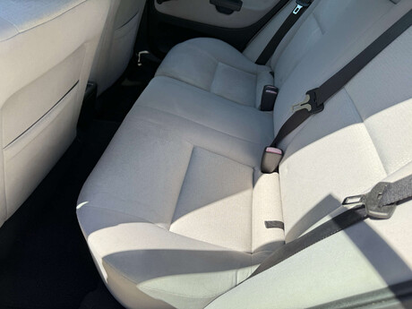 Mitsubishi Carisma 1.6 Carisma Mirage Auto 5dr 49