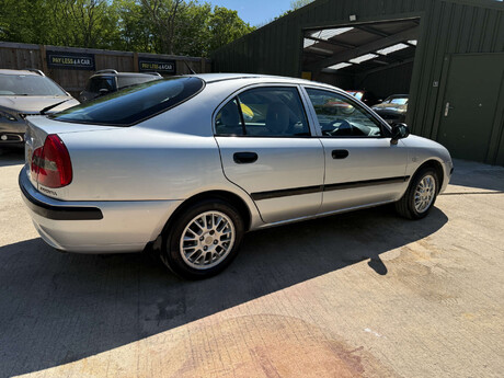 Mitsubishi Carisma 1.6 Carisma Mirage Auto 5dr 27