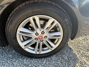 Jaguar XF 2.2 XF Luxury D Auto 4dr 48
