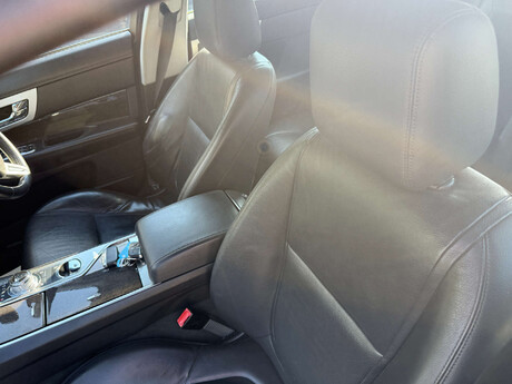 Jaguar XF 2.2 XF Luxury D Auto 4dr 60