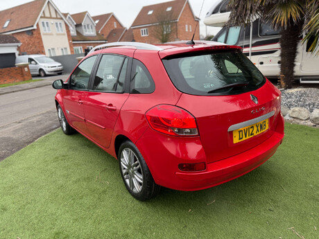 Renault Clio 1.1 Clio Dynamique TomTom 16V 5dr 21