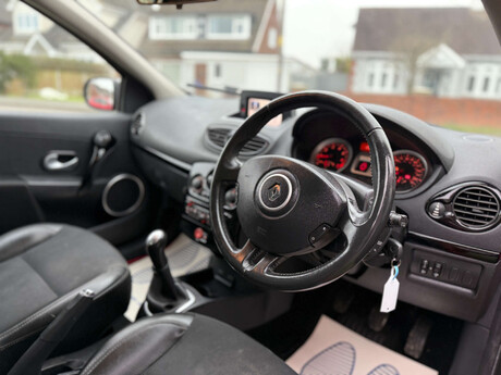 Renault Clio 1.1 Clio Dynamique TomTom 16V 5dr 57