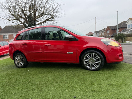 Renault Clio 1.1 Clio Dynamique TomTom 16V 5dr 11