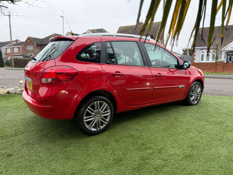 Renault Clio 1.1 Clio Dynamique TomTom 16V 5dr 28
