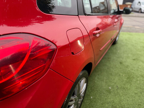 Renault Clio 1.1 Clio Dynamique TomTom 16V 5dr 30