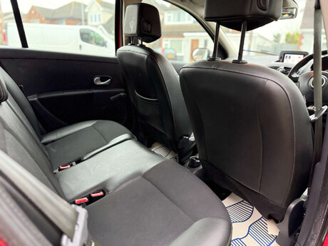 Renault Clio 1.1 Clio Dynamique TomTom 16V 5dr 56