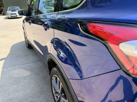 Ford Kuga 2.0 Kuga Titanium TDCi 4x4 4WD 5dr 26