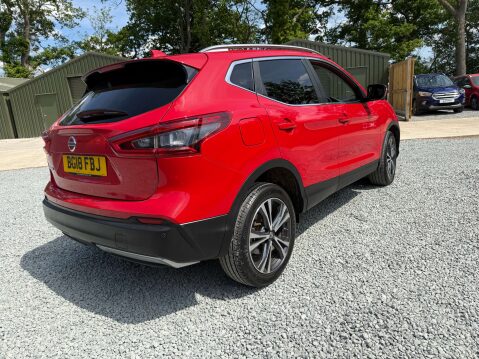 Nissan Qashqai 1.2 Qashqai N-Connecta DiG-T CVT 5dr 11