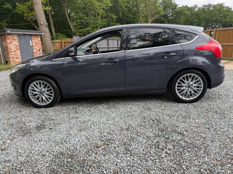 Ford Focus 1.6 Focus Zetec 125 5dr 14
