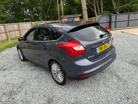 Ford Focus 1.6 Focus Zetec 125 5dr 17