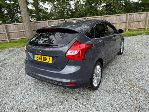 Ford Focus 1.6 Focus Zetec 125 5dr 21