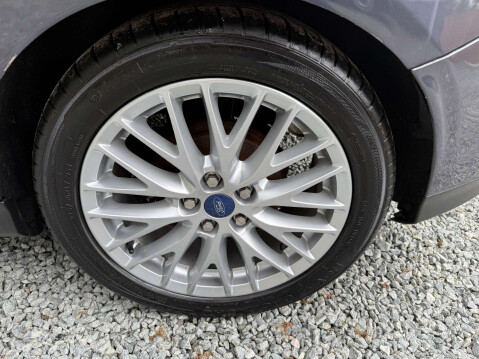 Ford Focus 1.6 Focus Zetec 125 5dr 39