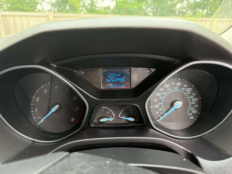 Ford Focus 1.6 Focus Zetec 125 5dr 63