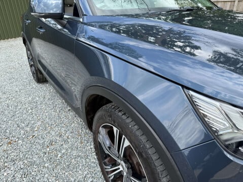 Volvo XC40 2.0 XC40 Inscription Pro T4 AWD Auto 4WD 5dr 29