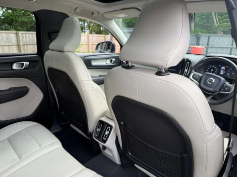 Volvo XC40 2.0 XC40 Inscription Pro T4 AWD Auto 4WD 5dr 51
