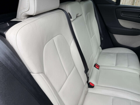 Volvo XC40 2.0 XC40 Inscription Pro T4 AWD Auto 4WD 5dr 54