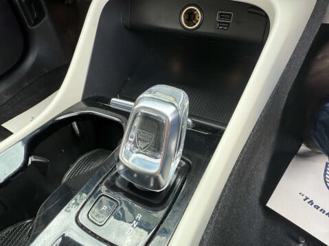 Volvo XC40 2.0 XC40 Inscription Pro T4 AWD Auto 4WD 5dr 76