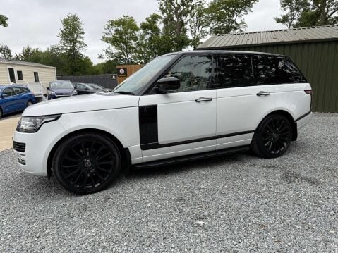 Land Rover Range Rover 3.0 Range Rover Vogue TDV6 Auto 4WD 5dr 15