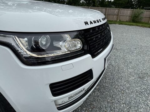 Land Rover Range Rover 3.0 Range Rover Vogue TDV6 Auto 4WD 5dr 37