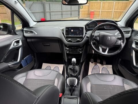 Peugeot 2008 1.2 2008 Allure S/S 5dr 4