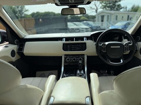 Land Rover Range Rover Sport 3.0 Range Rover Sport HSE Dynamic SDV6 Auto 4WD 5dr 4