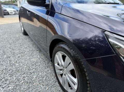 Peugeot 308 1.6 308 Active SW HDi Blue S/S 5dr 37