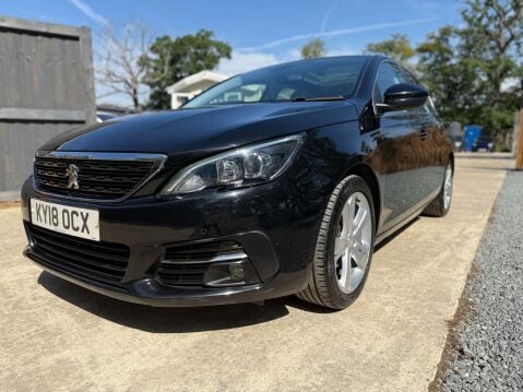 Peugeot 208 1.2 208 Tech Edition S/S 5dr 8