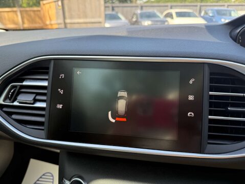 Peugeot 308 1.5 BlueHDi Allure Hatchback 5dr Diesel Manual Euro 6 (s/s) (130 ps) 79