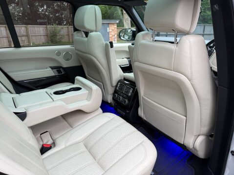 Land Rover Range Rover 3.0 Range Rover Vogue TDV6 Auto 4WD 5dr 60
