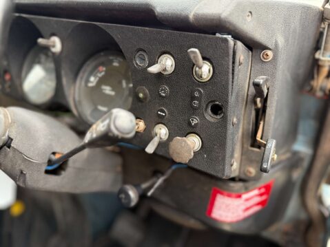 Land Rover Series III 2.3 88 SUV Petrol Manual (7 Seats) (77 bhp) 51