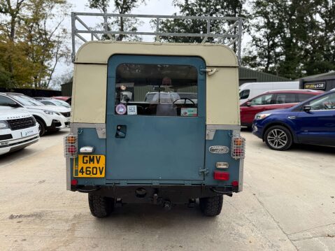 Land Rover Series III 2.3 88 SUV Petrol Manual (7 Seats) (77 bhp) 26