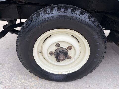 Land Rover Series III 2.3 88 SUV Petrol Manual (7 Seats) (77 bhp) 42