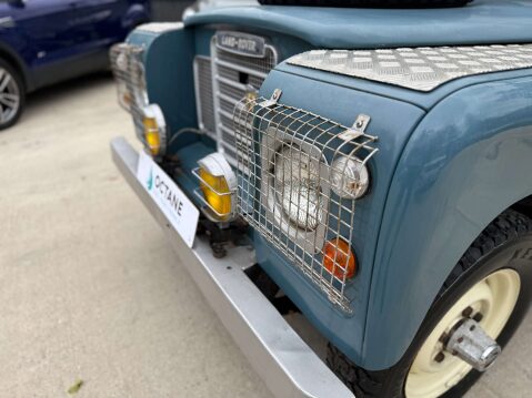 Land Rover Series III 2.3 88 SUV Petrol Manual (7 Seats) (77 bhp) 35