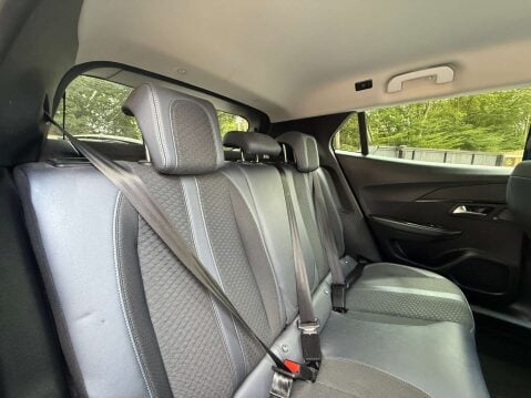 Peugeot 2008 1.2 2008 Allure Premium PureTech S/S 5dr 25