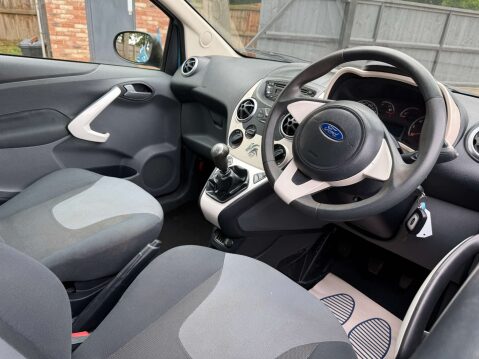 Ford Ka 1.2 Ka Zetec 3dr 4
