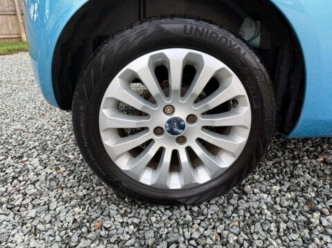 Ford Ka 1.2 Ka Zetec 3dr 42