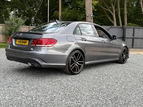 Mercedes-Benz E Class 2.1 E220 AMG Night Edition Bluetec Auto 4dr 59