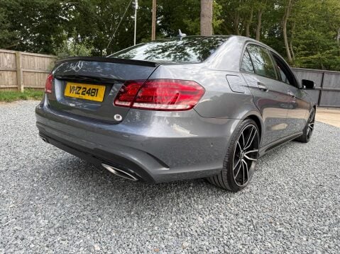 Mercedes-Benz E Class 2.1 E220 AMG Night Edition Bluetec Auto 4dr 12