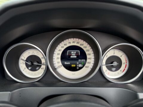 Mercedes-Benz E Class 2.1 E220 AMG Line Bluetec Auto 2dr 55