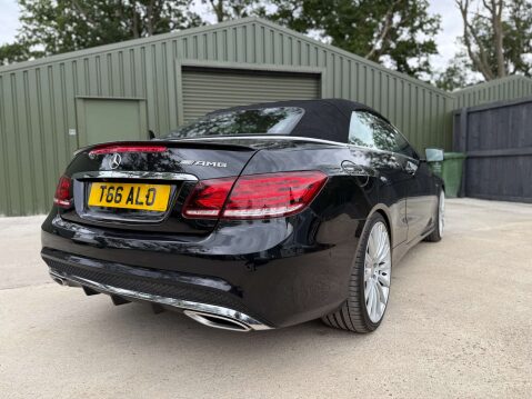 Mercedes-Benz E Class 2.1 E220 AMG Line Bluetec Auto 2dr 11