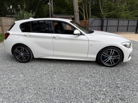 BMW 1 Series 1.5 118i M Sport Shadow Edition Auto 5dr 23