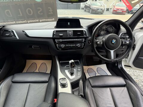 BMW 1 Series 1.5 118i M Sport Shadow Edition Auto 5dr 4
