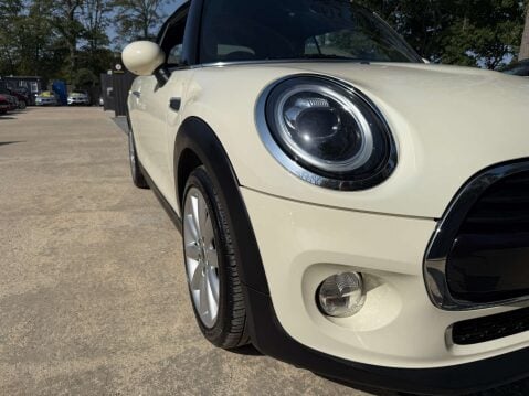 Mini Convertible 1.5 Cooper 2dr 65