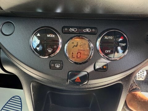 Nissan Note 1.6 Note SVE 5dr 48