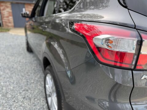 Ford Kuga 1.5 Kuga Titanium 5dr 31