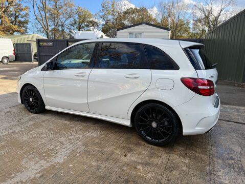Mercedes-Benz B Class 2.1 B 200 AMG Line Premium D Auto 5dr 29