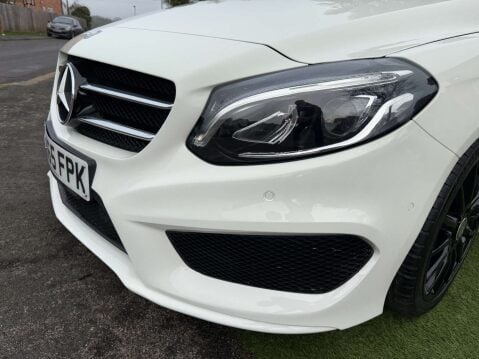 Mercedes-Benz B Class 2.1 B 200 AMG Line Premium D Auto 5dr 33